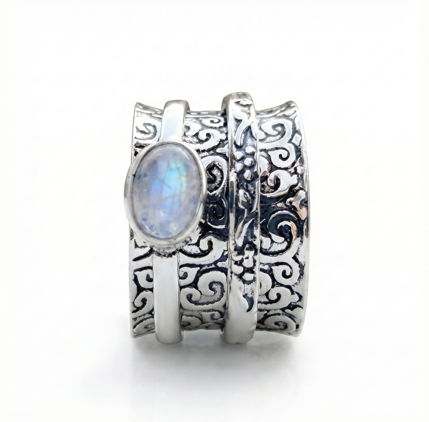 Nocturne Engraved Statement Ring