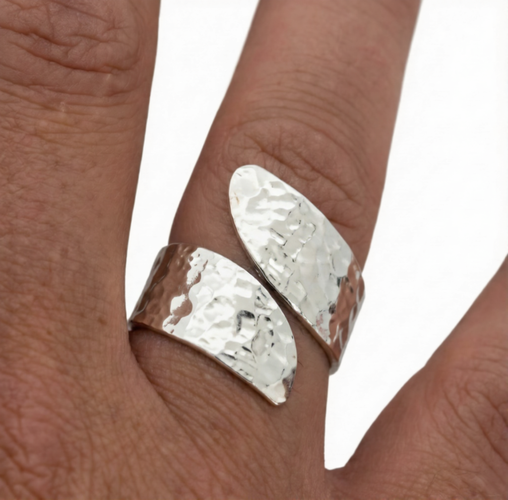 Envuelto Silver Ring